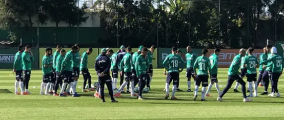 Palmeiras inicia preparação para jogo contra o Inter ainda sem Mayke