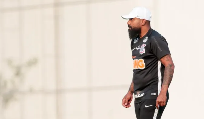 O que o novo técnico pode esperar do Corinthians dentro e fora de campo