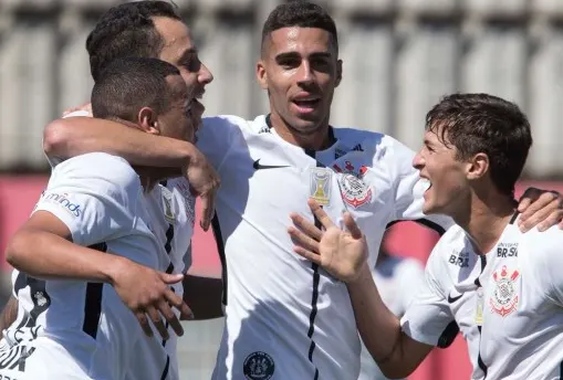 Aniversariante, jogador do Timão terá apoio especial no Derby