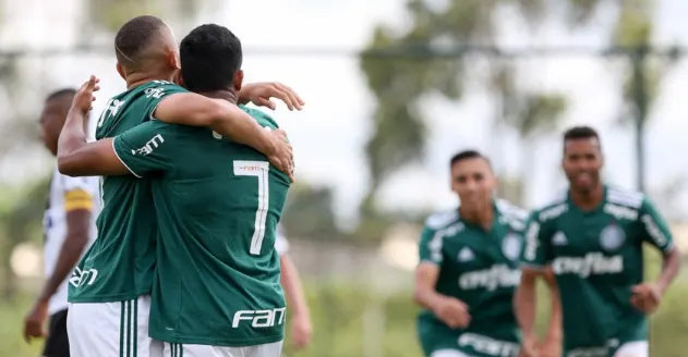 Palmeiras vence o Inter por 8 a 7 nos pênaltis e vai à final da Copa RS