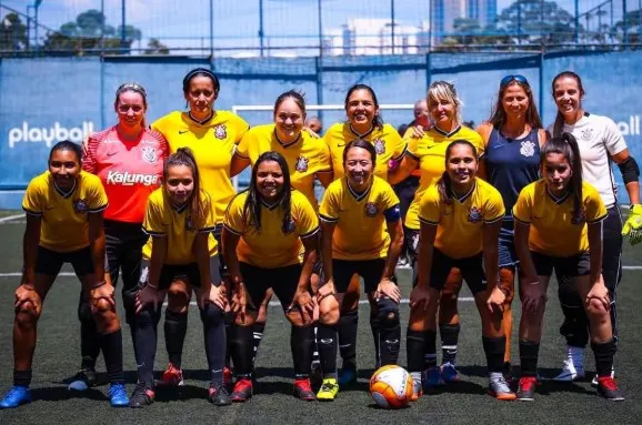 Corinthians Associativo é superado na estreia da VII Copa Playball de Futebol Society Feminino