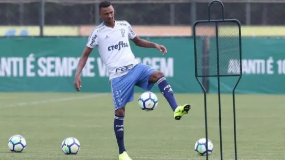 Palmeiras não tem 100% de Vitão e Luan Cândido, joias da base que pode vender ao Barcelona