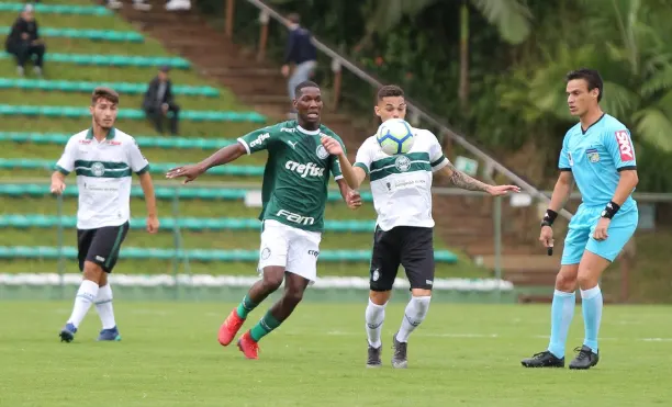 Palmeiras goleia o Coritiba e confirma classificação às quartas da Copa do Brasil Sub-20