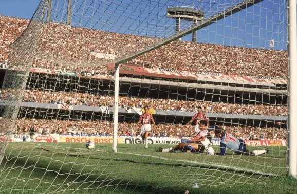 Em 1990, Neto brilhou e Corinthians conquistou o primeiro Brasileirão