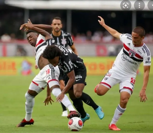Eliminação do Corinthians para o São Paulo no Paulistão rende memes na internet