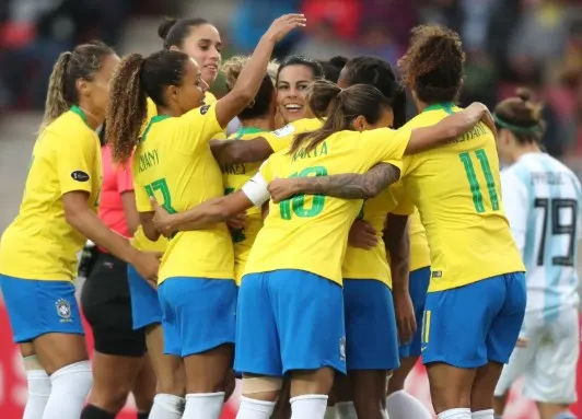 Embalado por hit de corinthiana e vislumbrando a classificação antecipada, Brasil enfrenta a Austrália no mundial feminino