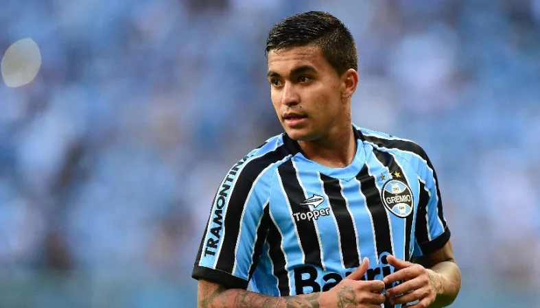 Impasse sobre altura de Dudu fez Grêmio gastar mais por empréstimo em 2014