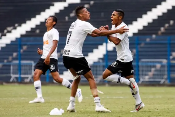 Brasileirão Sub-17: Corinthians busca empate no fim diante do Inter