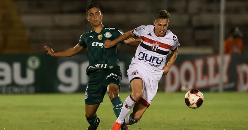 Em duelo pelo Paulistão, Palmeiras quebra recorde de uso da base no século 21