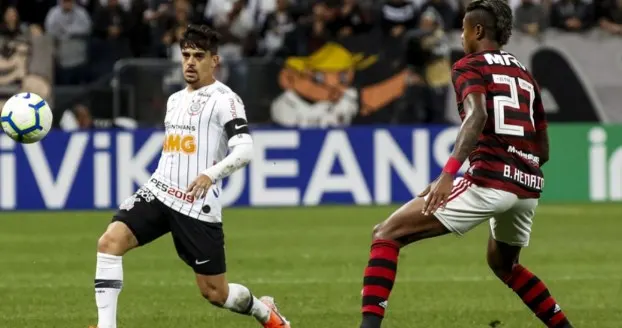 Fagner será reavaliado no sábado e é dúvida para decisão com o Flamengo