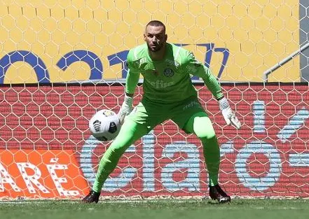 “Tivemos as maiores chances”, Weverton se diz chateado com derrota do Palmeiras