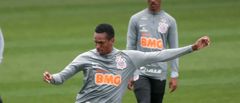 Jô não terá o tempo de que precisou em 2017 para ser o goleador do Corinthians