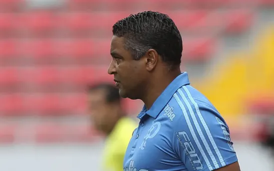 Após perdas, Roger Machado não descarta reforços 
