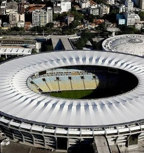 Futebol brasileiro se descola da realidade e acha que vai driblar o vírus