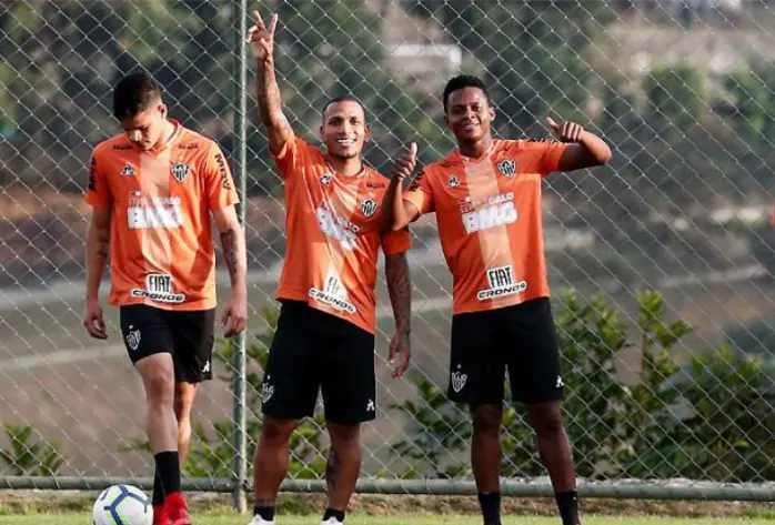 Cazares e Otero podem reeditar dupla no Corinthians; veja retrospecto