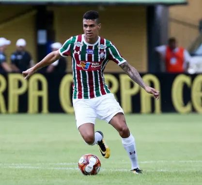 Corinthians aguarda definição da compra dos direitos para anunciar Richard, do Fluminense