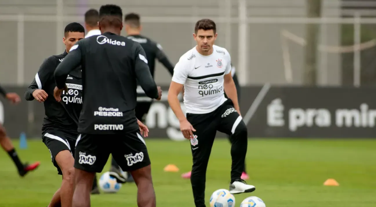 Corinthians tem novo auxiliar-técnico e libera Bruno Méndez