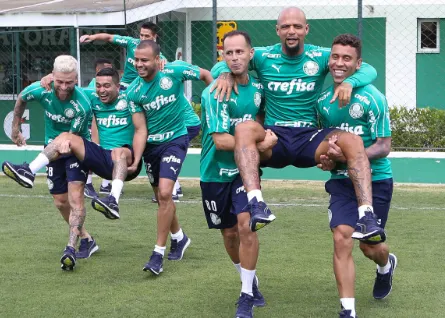 De olho na volta, preparador do Palmeiras planeja ganhar tempo