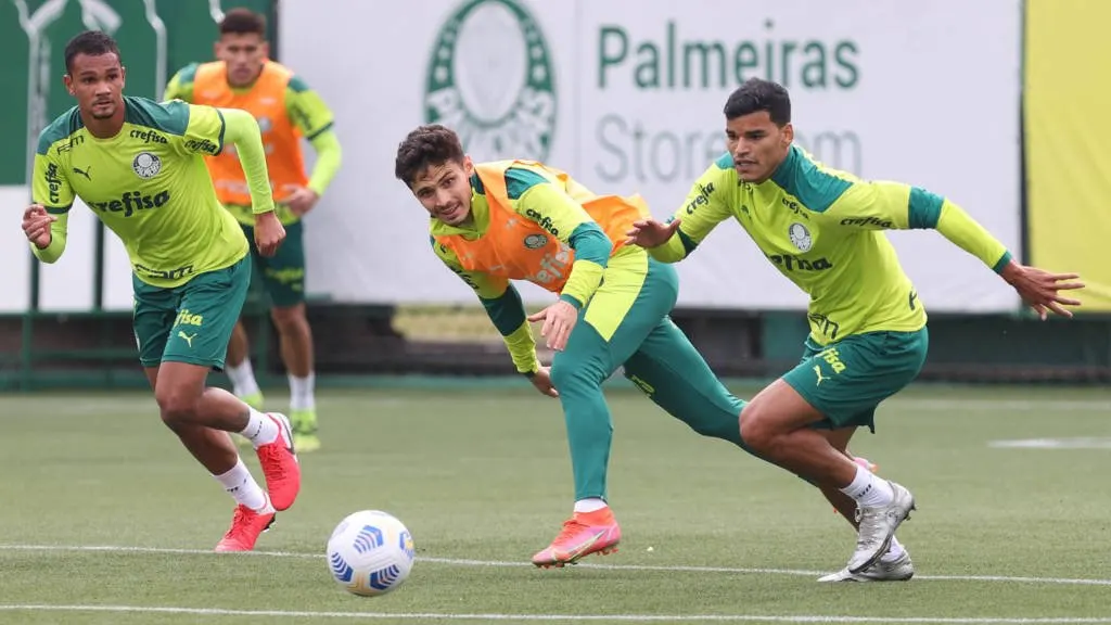 Com treino técnico e tático, Palmeiras finaliza preparação para duelo contra o América-MG