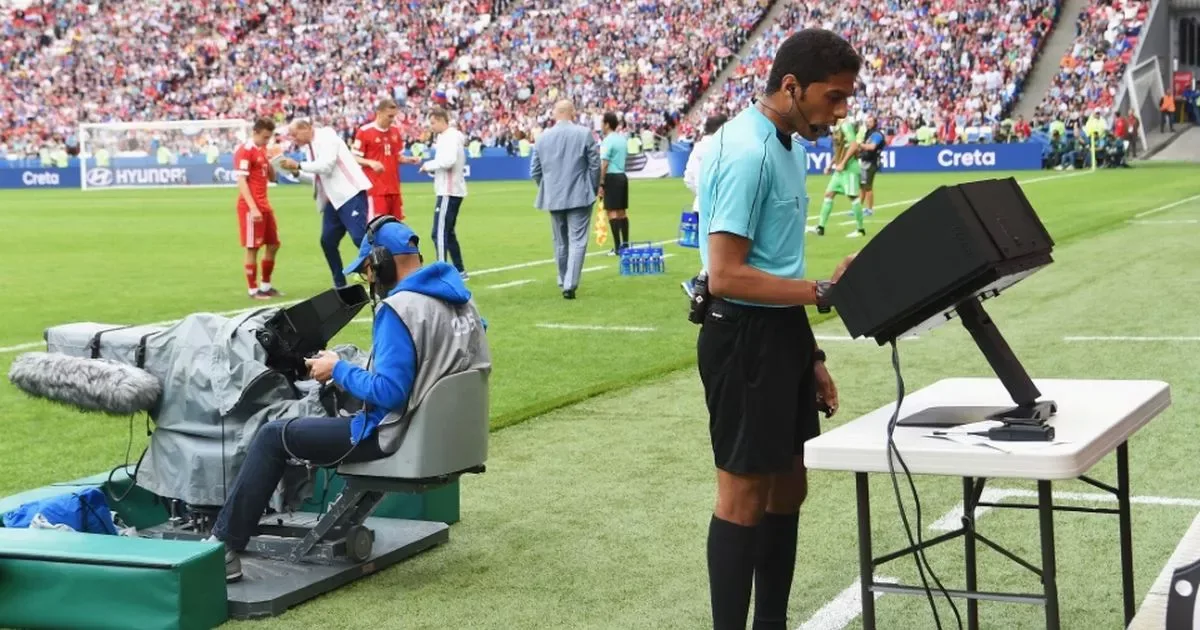 [Enquete] A arbitragem sem o VAR é o grande problema do futebol brasileiro?