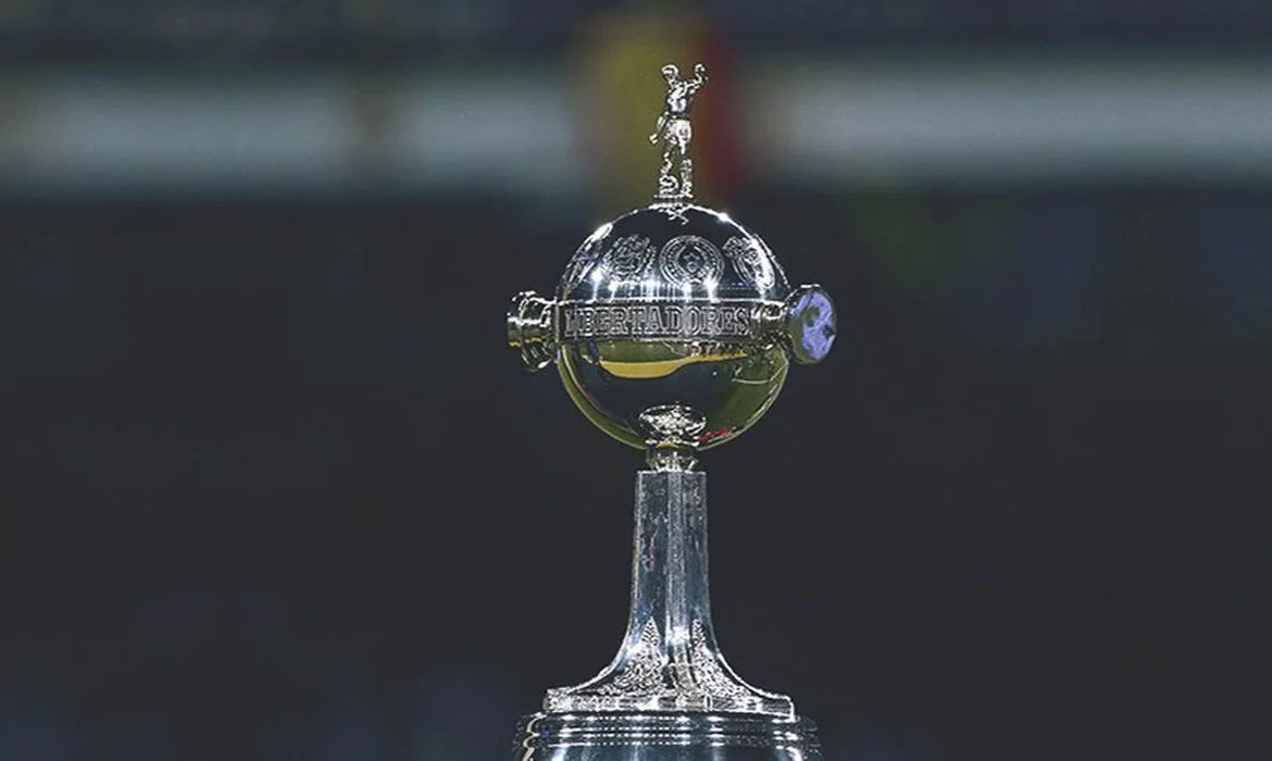 Conmebol define logística da final da Libertadores; Santos e Palmeiras terão 300 convidados