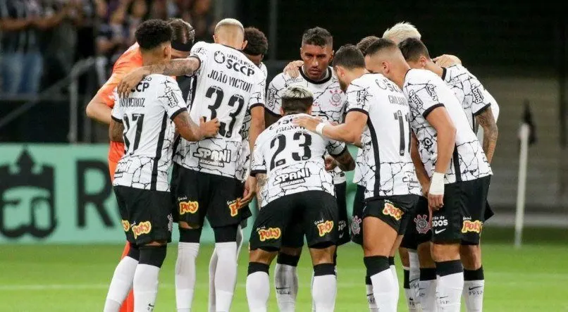 Neto cita cinco jogadores que podem ir embora do Corinthians que não farão falta alguma