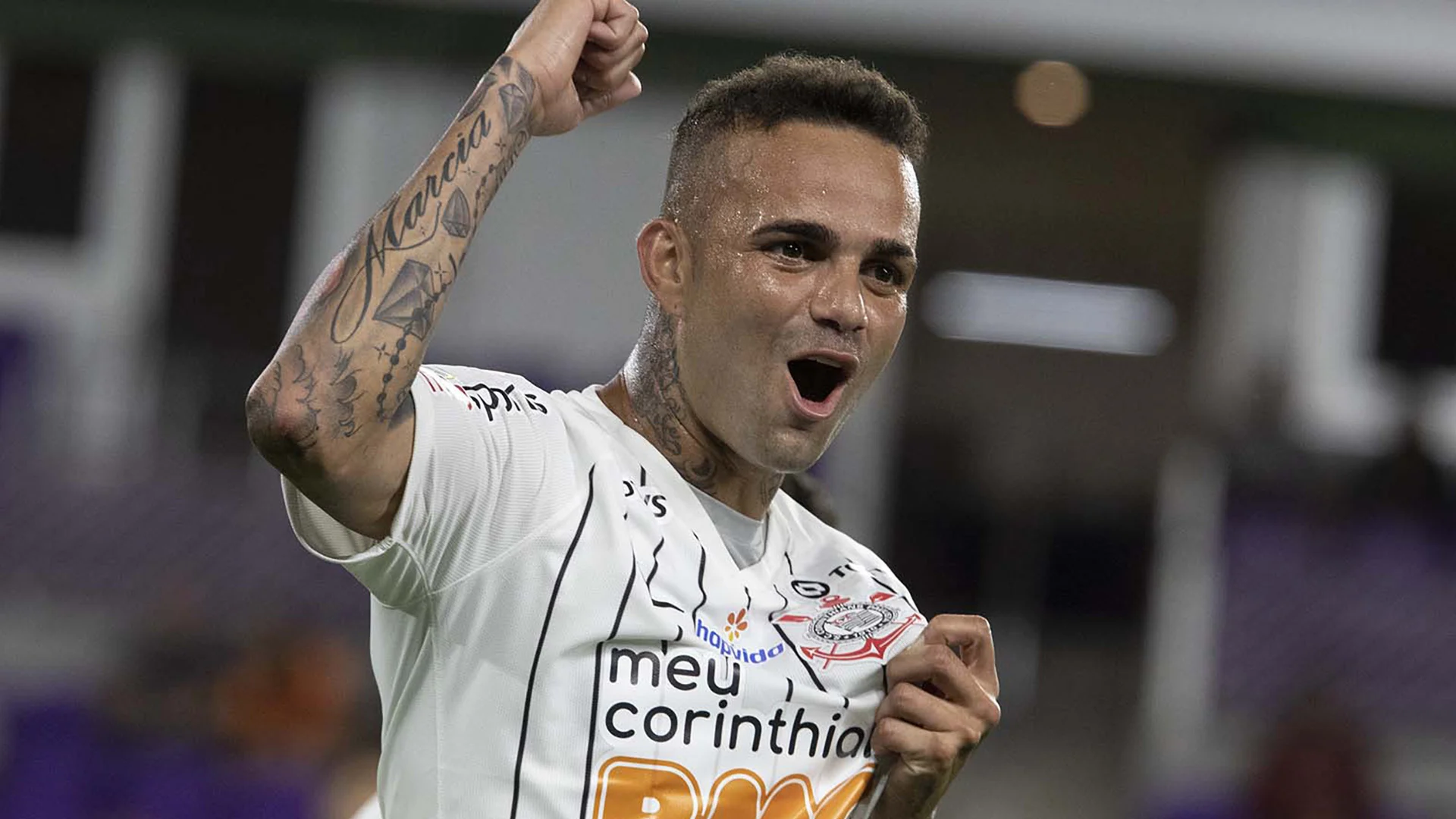 O show de Luan - estreia do armador na Arena é o destaque do Corinthians