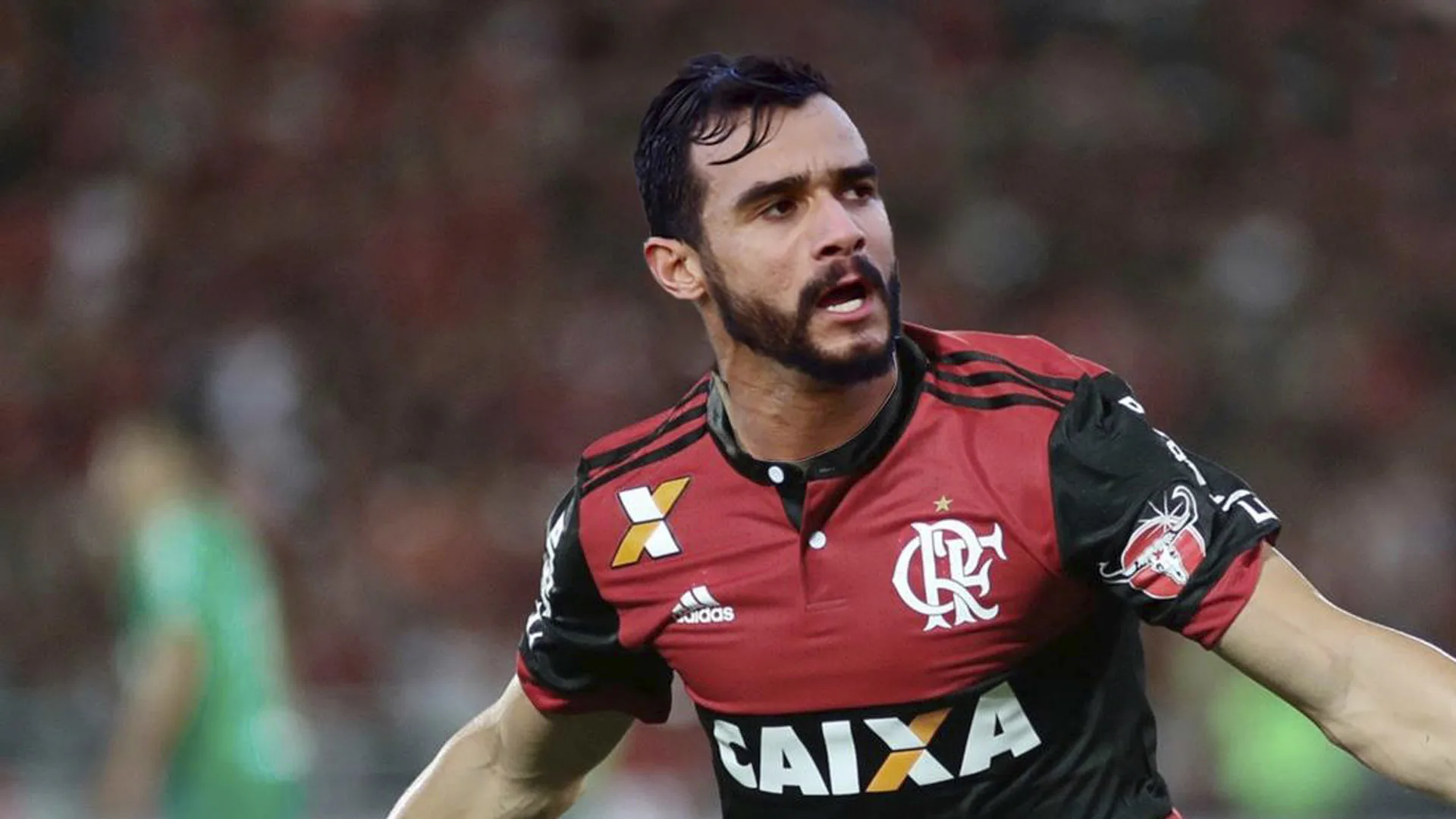 Henrique Dourado é anunciado pelo Flamengo, e afasta rumores no Timão