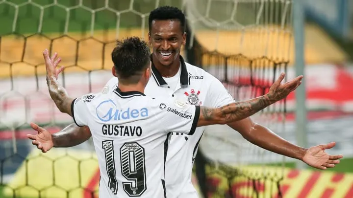 Mancini reforça busca por estilo de jogo e espera Corinthians 'diferente' contra o Guarani