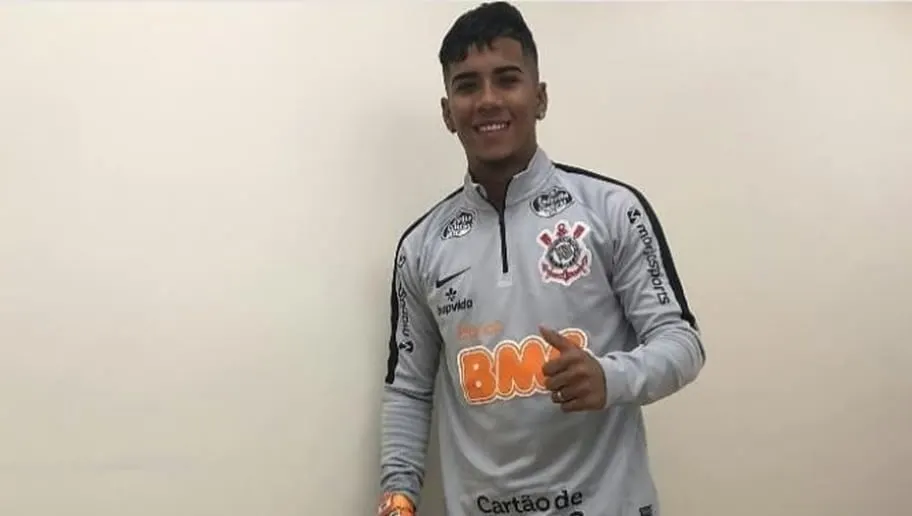 Corinthians ganha 'disputa' com o River e assina com colombiano para o time sub-20