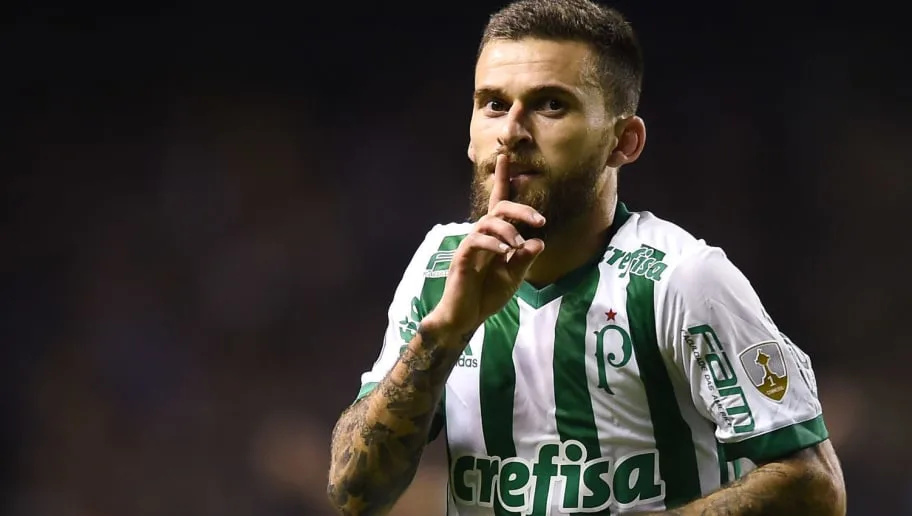 Lucas Lima 'destila veneno' e não perdoa Neto sobre meta de gols pelo Palmeiras em 2020