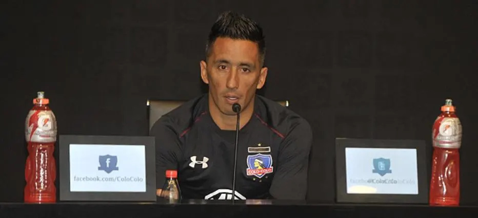 Lucas Barrios provoca Palmeiras: 'Espero cumprir com a lei do ex'