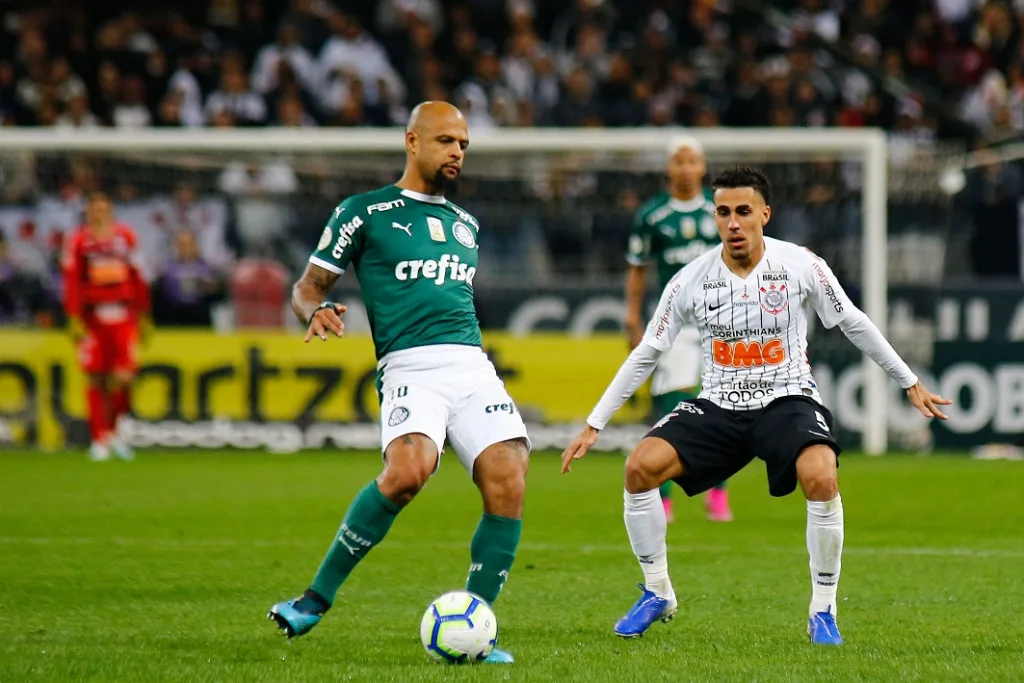 Aproveitamento do Corinthians no Brasileirão é mais do que o dobro do Palmeiras pós-Copa América