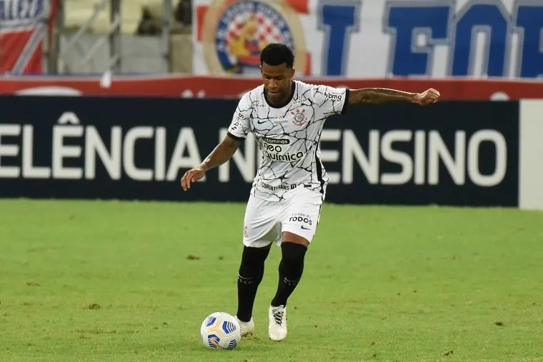 Corinthians joga sob pressão contra o Cuiabá 