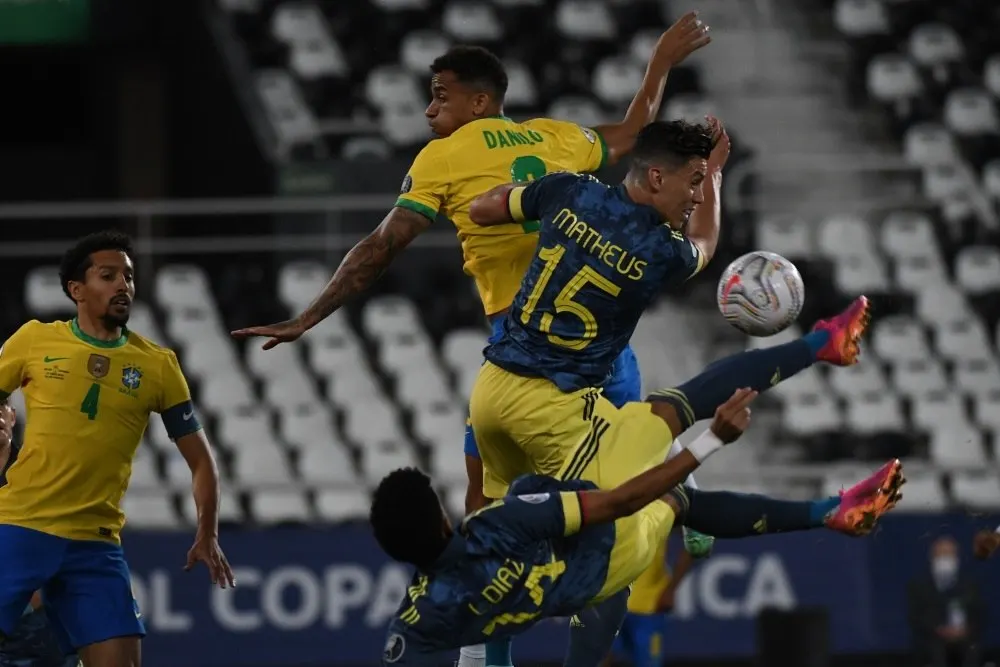 Autor do gol da Colômbia de bicicleta contra o Brasil quase veio parar no Corinthians; entenda