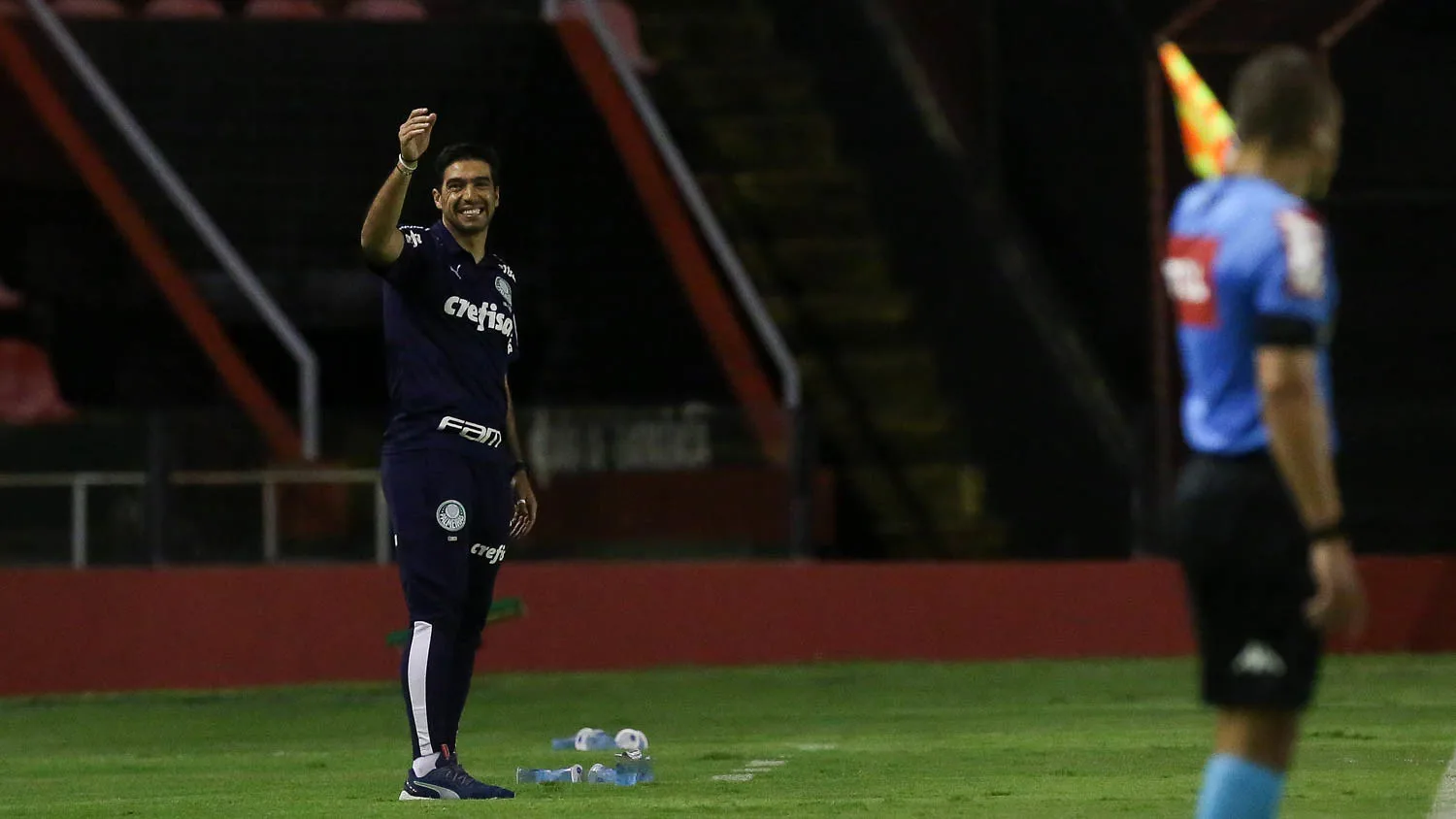 Abel Ferreira despista sobre briga pelo Brasileirão e celebra: 