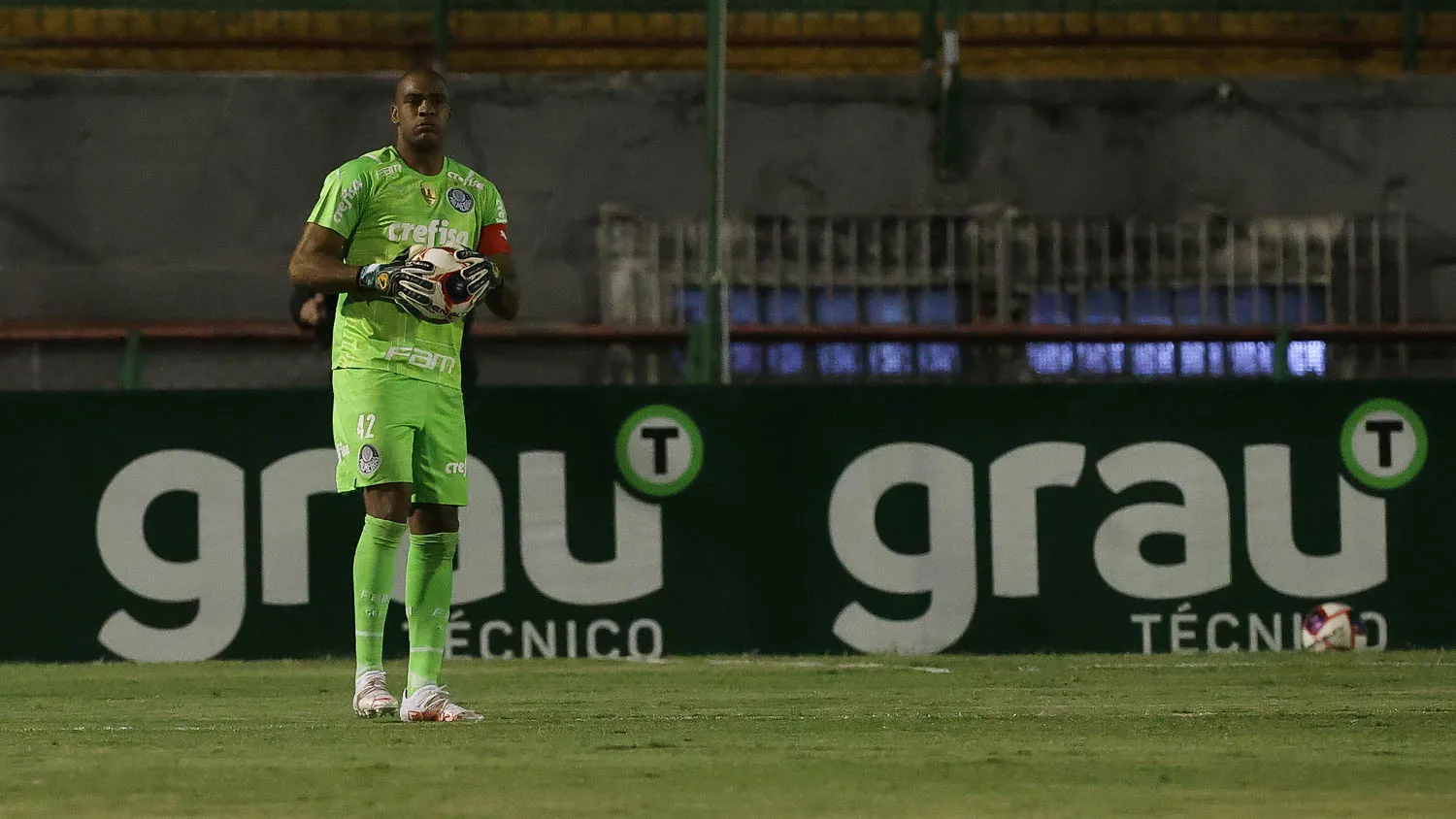 Após boa atuação em vitória, Jailson brinca: 