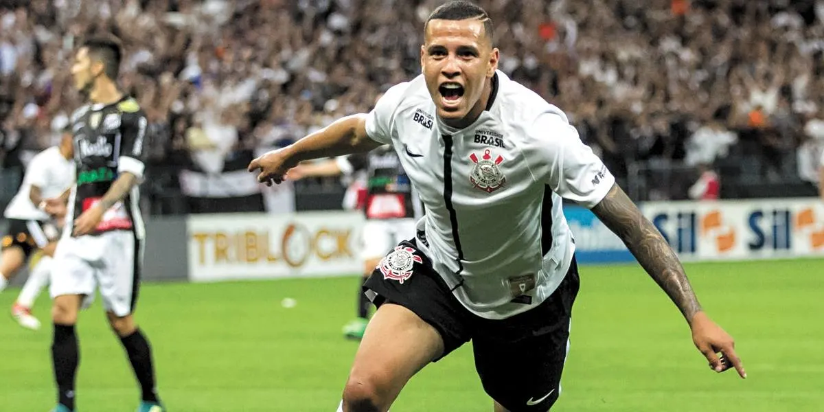 Corinthians tenta repatriar lateral esquerdo para 2020