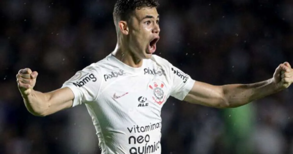 Corinthians libera Gabriel Moscardo para viajar à França e acertar com o PSG