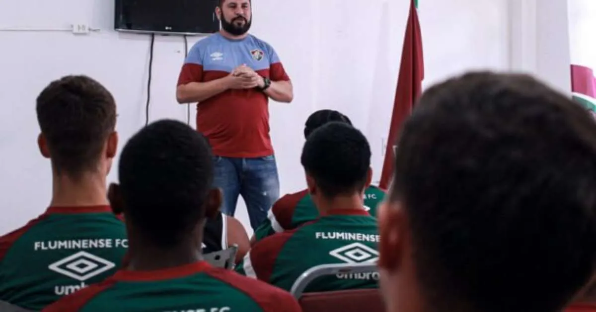 Saída de Caio Couto do comando técnico do Sub-20 do Fluminense.