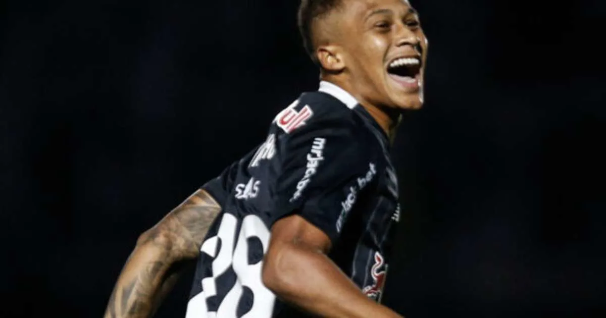 Corinthians perde jogo e Bragantino avança na classificação do Brasileirão.