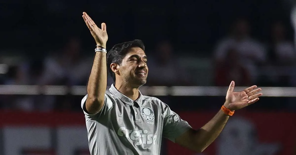 Abel Ferreira critica finalização do Palmeiras no clássico contra o São Paulo.