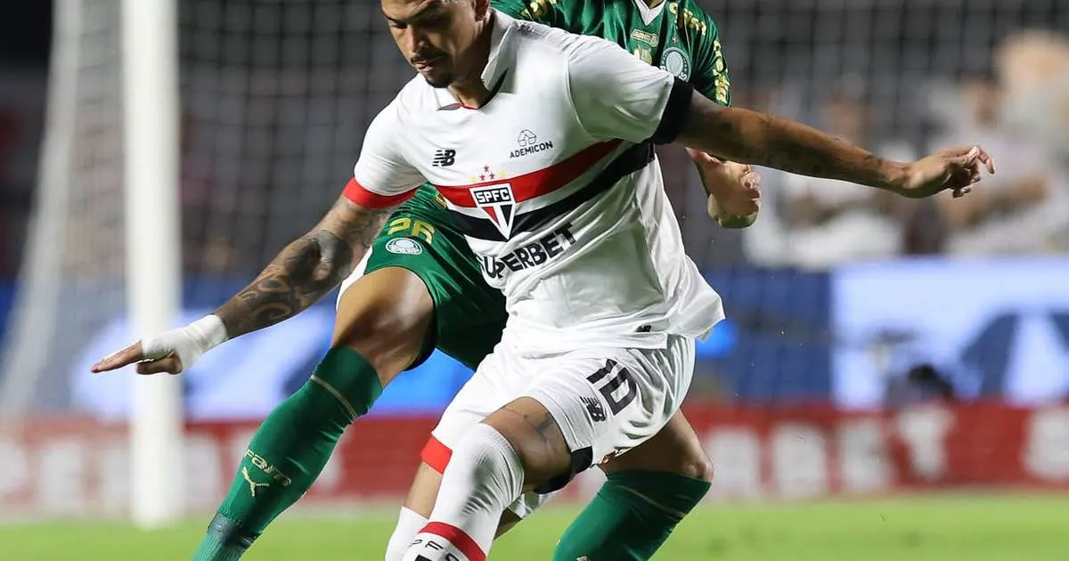 Paciência foi o que faltou para o Palmeiras vencer o Choque-rei.