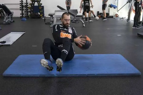 Corinthians anuncia mudança no horário do treino por causa do caos em São Paulo