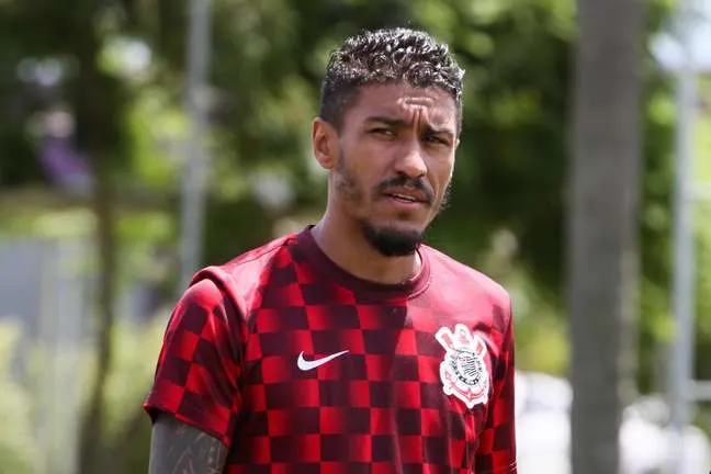 Taunsa, parceira do Corinthians, atrasa pagamento do salário de Paulinho