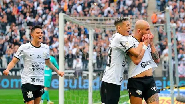 Corinthians enfrenta o Goiás em momentos totalmente diferente do jogo na data original