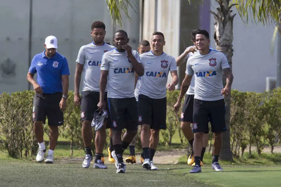 [Tudo Timão] Corinthians perde volante, mas conta com retorno de dois jogadores ao time