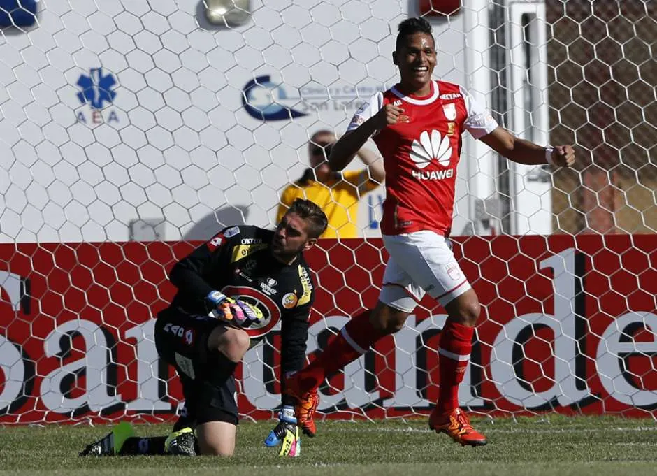 Santa Fe vence Cobresal e respira no Grupo 8 da Libertadores