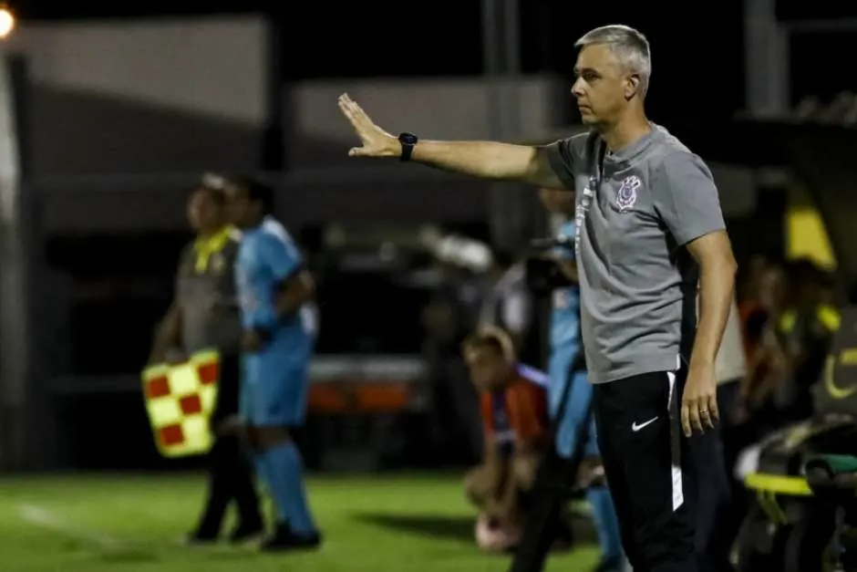 Defesa do Corinthians foi vazada em 11 das 13 partidas que fez em 2020