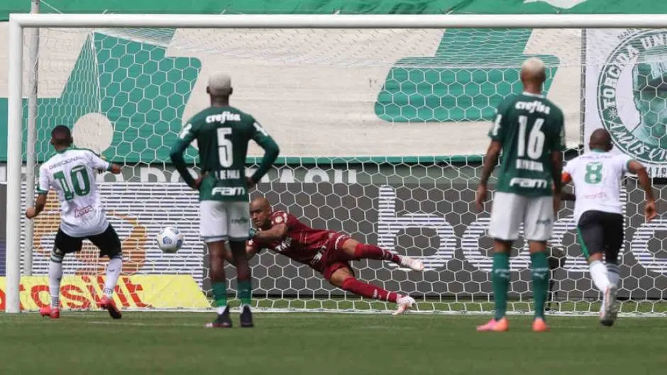 Merece renovar? Contra o América, Jailson defende sexto pênalti com a camisa do Palmeiras